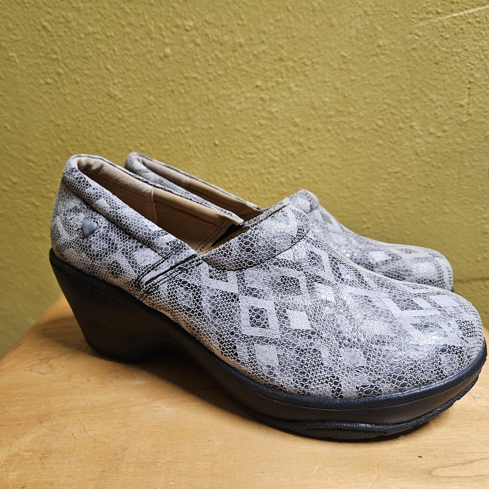 Nurse Mates Gray Patterned Mules